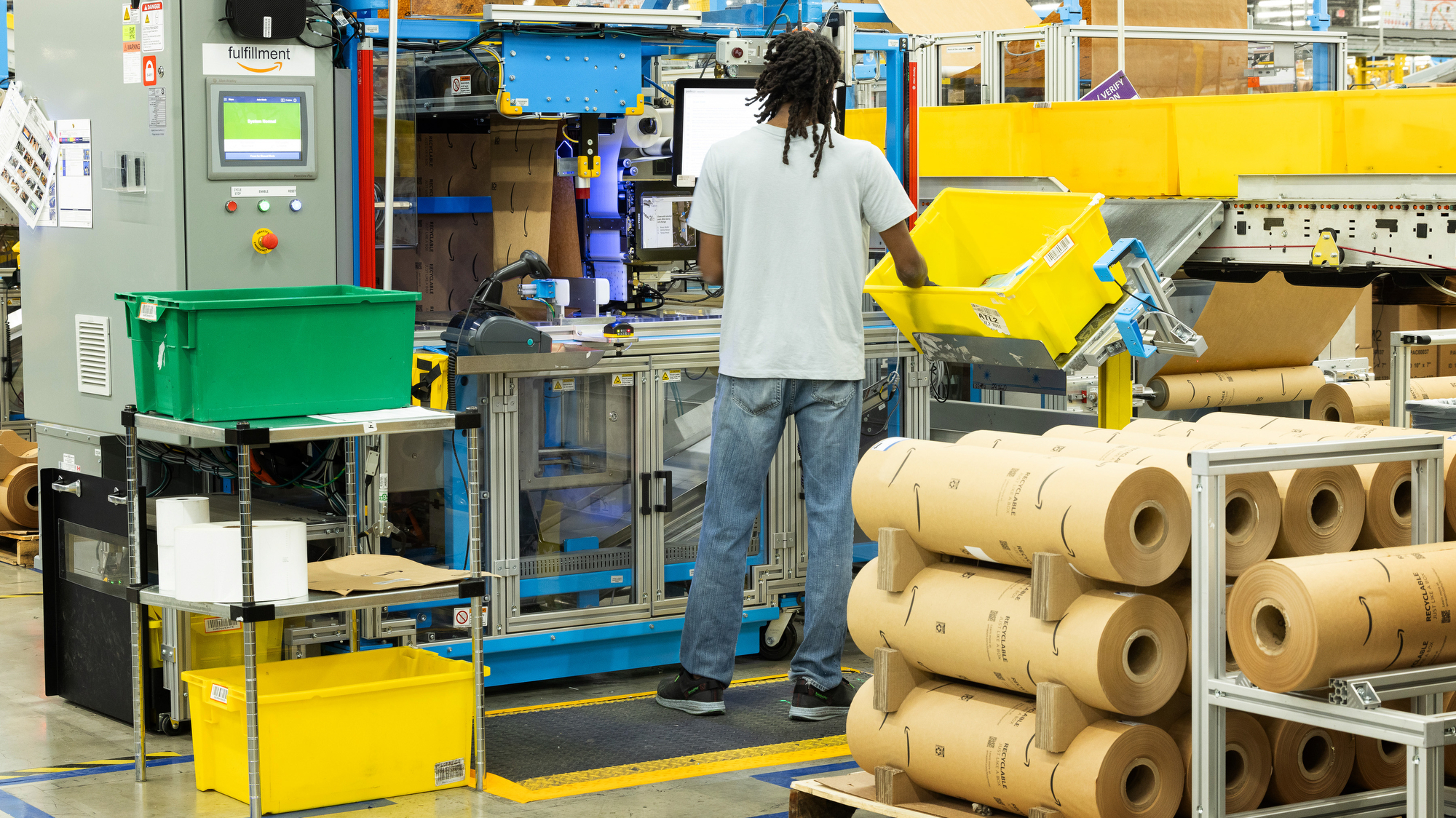 An image of Amazon's first automated US fulfillment center that uses paper packaging only in Ohio, 